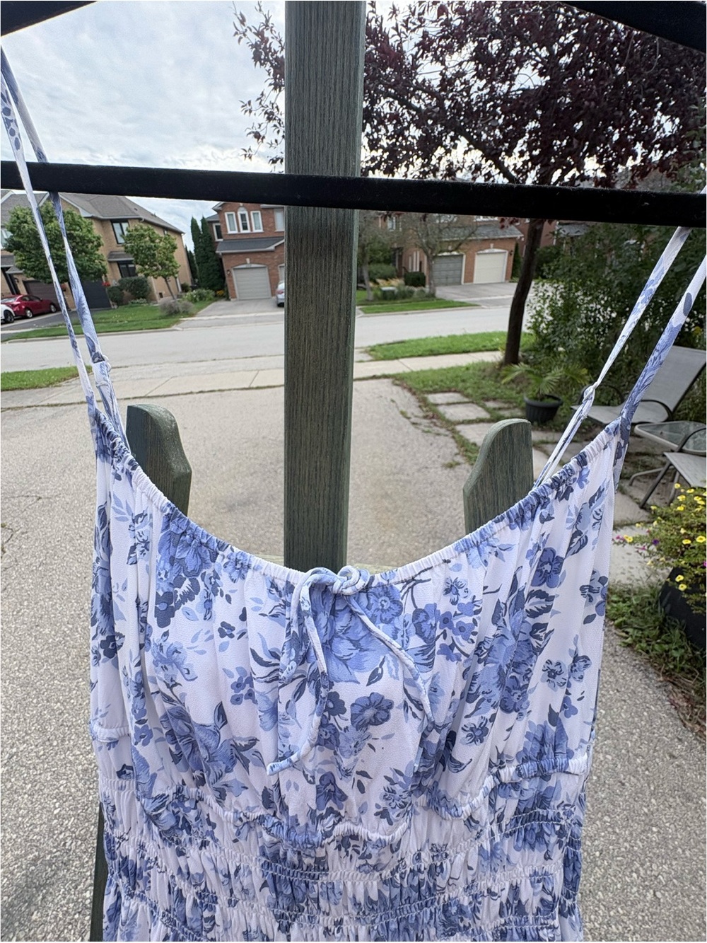 Wilfred Blue Floral Maxi Dress with Smocked Waist - STILL REGULAR PRICE ONLINE - Picture 10 of 12